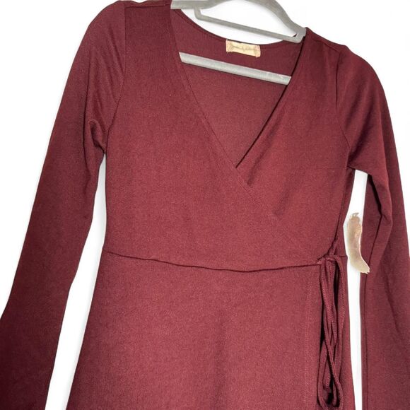 Altar'd State Burgundy Dress Size Small NWT - Picture 2 of 5